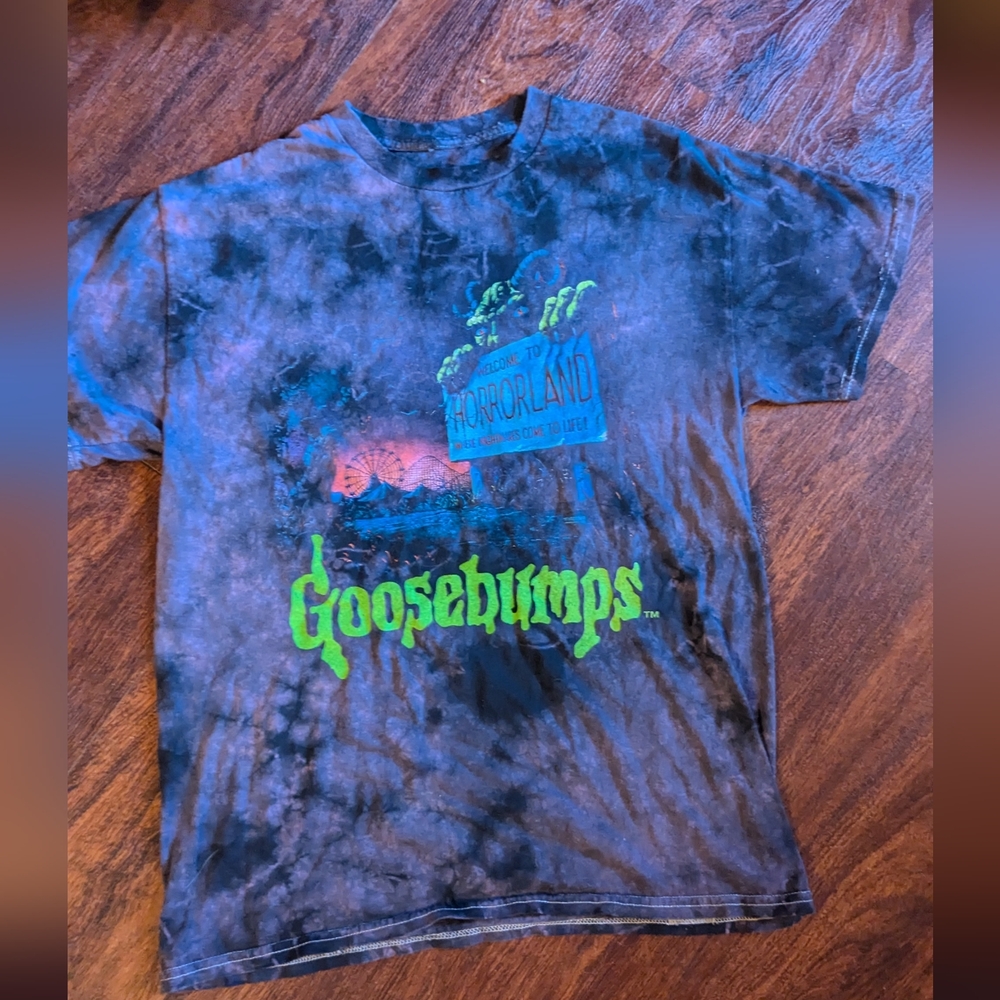 Goosebumps Graphic Tee